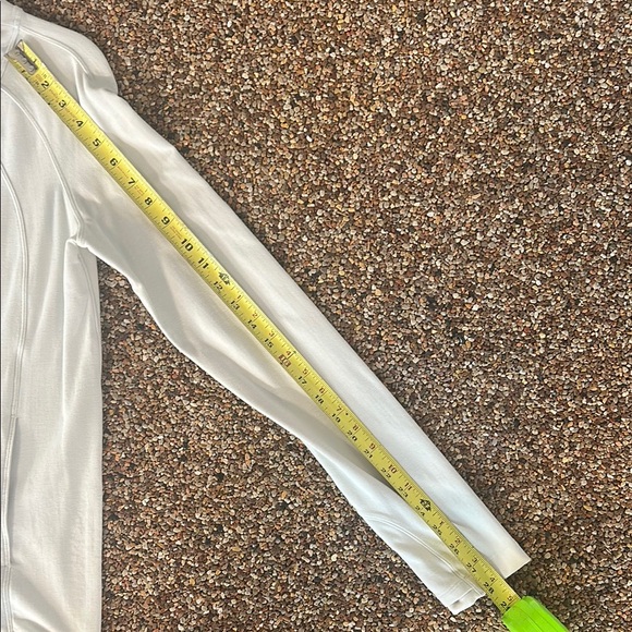 Lululemon Rulu Rally Wrap - Picture 9 of 9